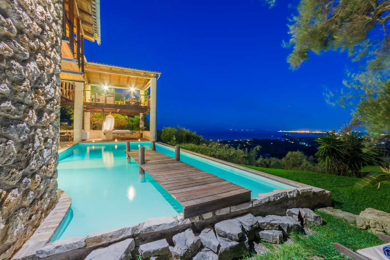 Villa Bournella イプソス エクステリア 写真